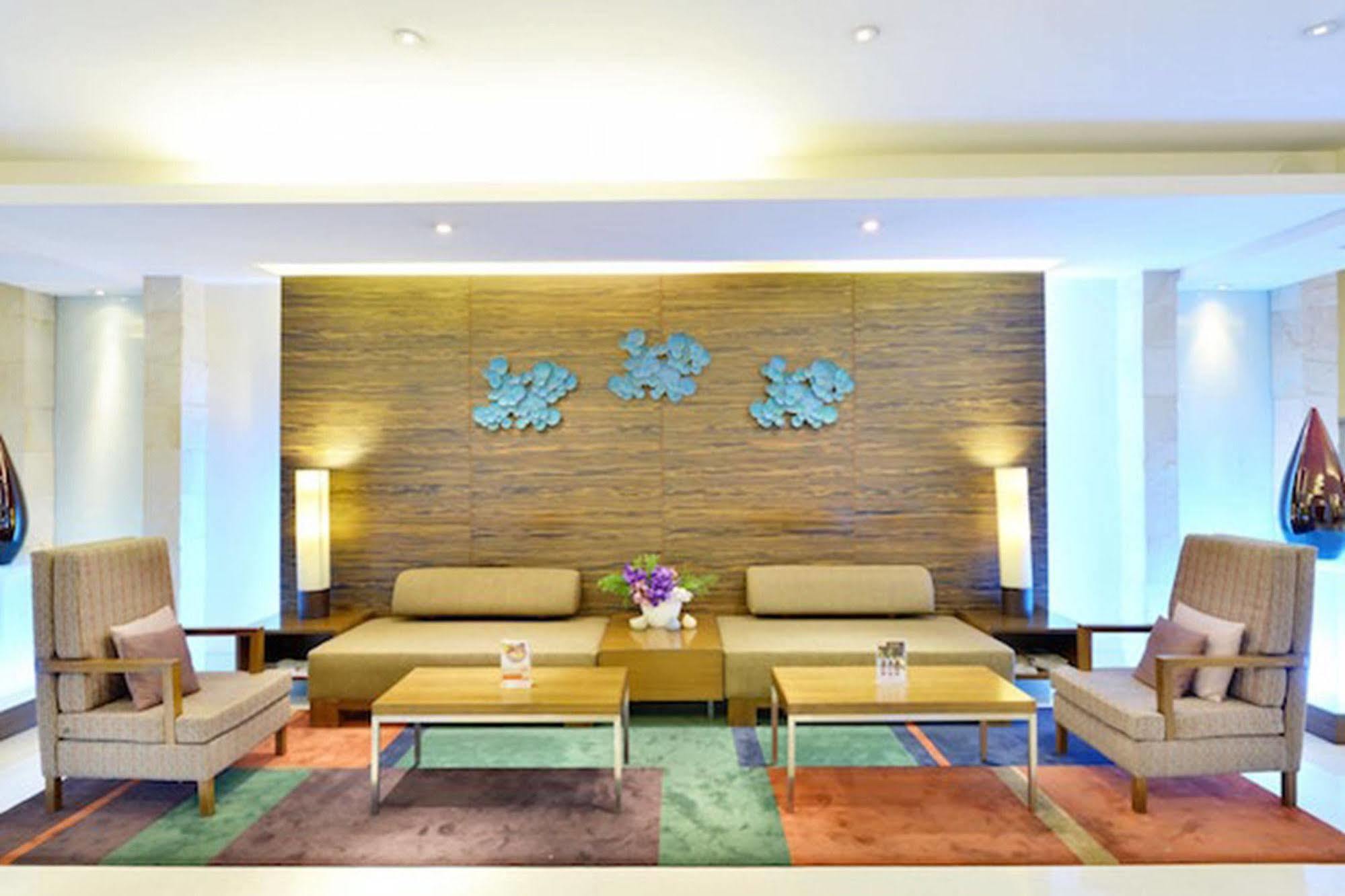 โรงแรมเซนต์เจมส์ กรุงเทพมหานคร ภายนอก รูปภาพ
